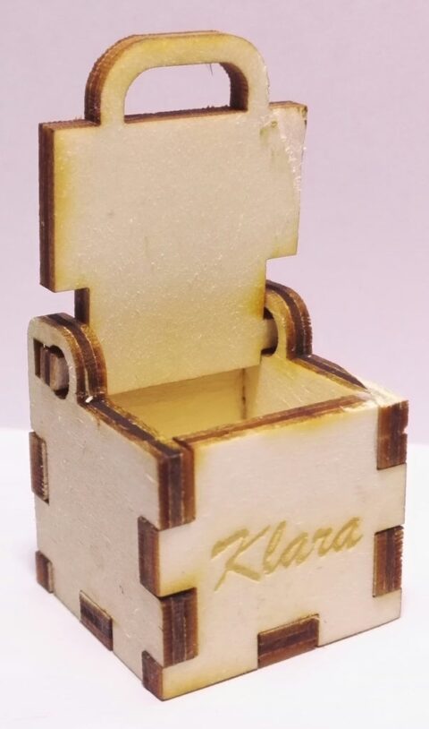 Laser Cut Small Simple Box 3x3x3cm 4mm Free Vector