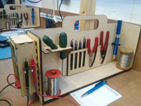 Organayzer Dlya Elektronschika Free Vector