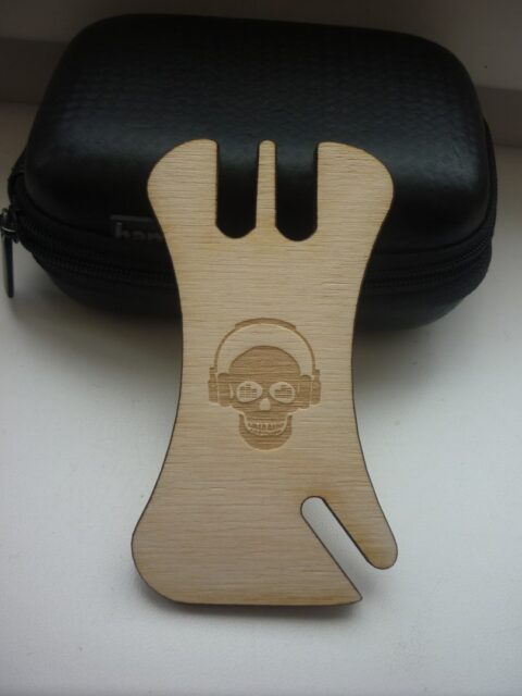 Laser Cut Earphone Cable Winders Wire Holder Free Vector