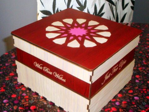 Box 15-15 Free Vector