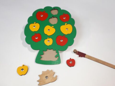 Laser Cut Simple Apple Peg Puzzle Wooden Toy For Preschool Early Learning Free Vector