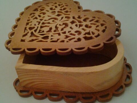 Scroll Saw Heart Box PDF File