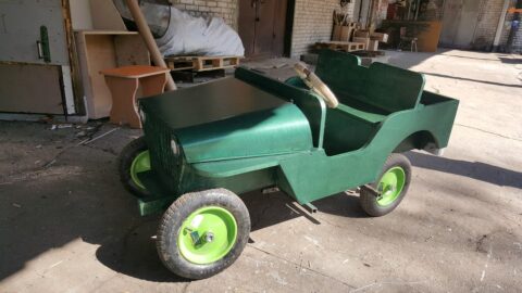 Wooden Toy Jeep Laser Cutting Template Free Vector